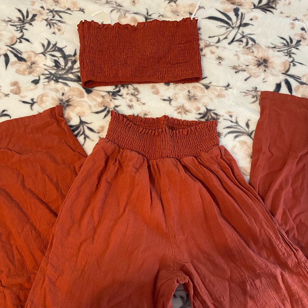 Pants and top set